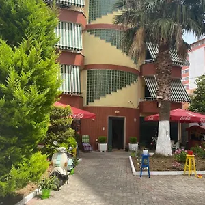 53 Bed & Breakfast Durrës